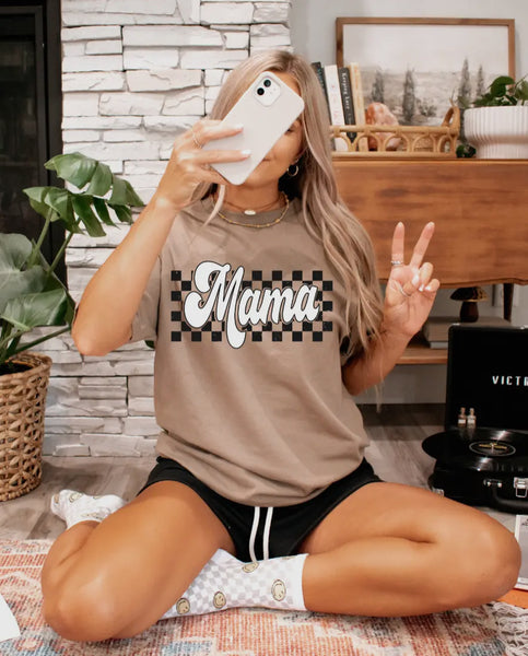 TRENDY MAMA TEE